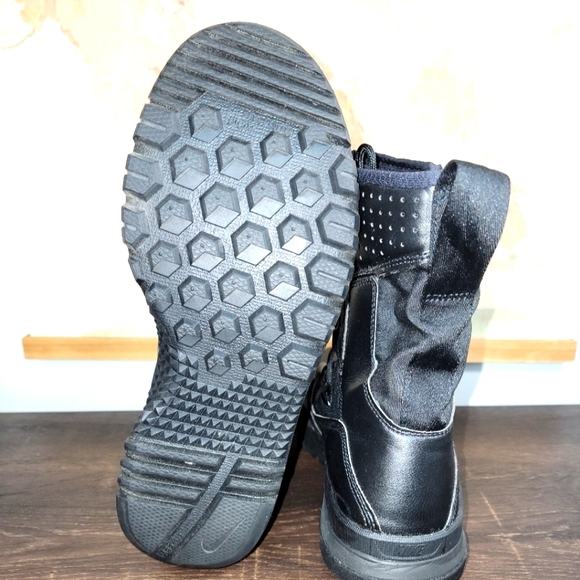 BRAND NEW Nike SFB Field 2 8” Tactical Boots Men’s Sz: 11.5